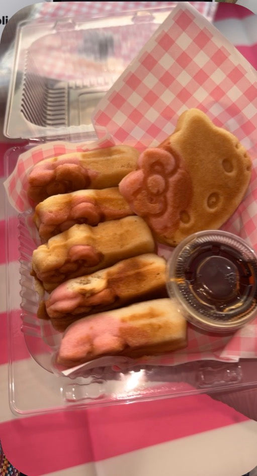 Hello kitty pancakes