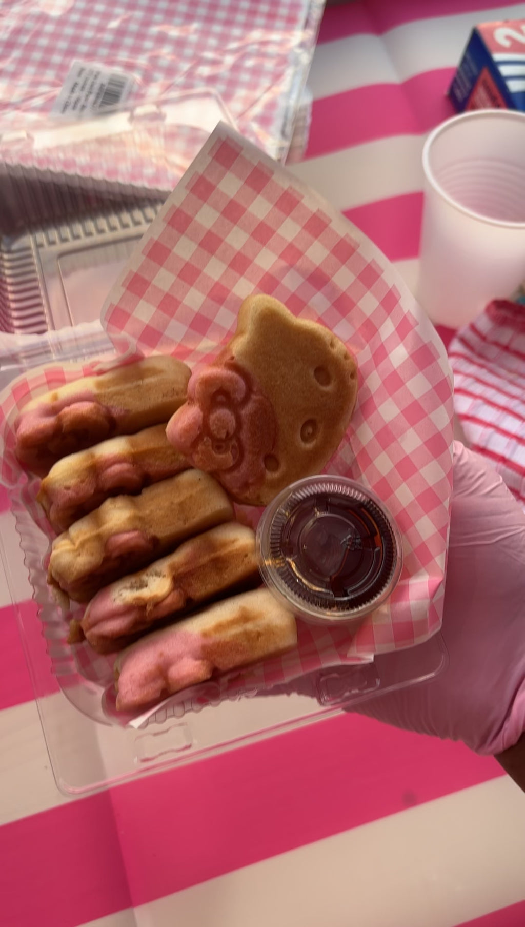 Hello kitty pancakes